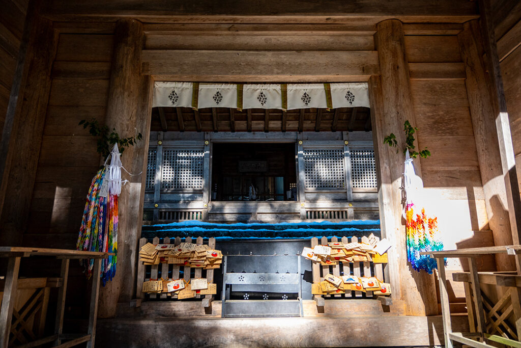 仁科神明宮拝殿